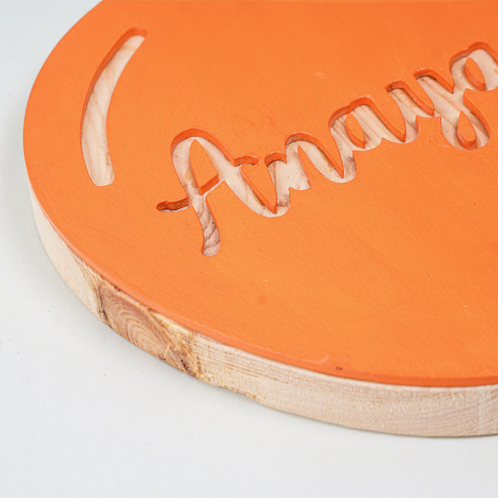 Handpainted Balloon Wooden Kids Nameplate 1 - Close-up of Cutout Detail
