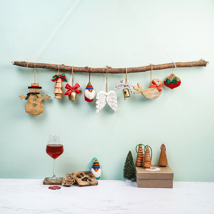 Handmade Minimal Tree Shaped Wooden Ornaments For Christmas Decoration