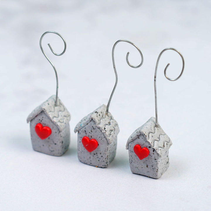 Handcrafted Clay Hut Shaped Photo Holder With Hearts | Set of 3