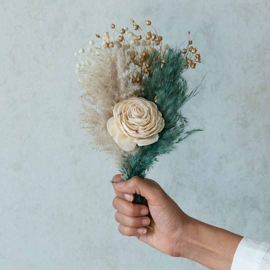 Handmade White Summer Breeze Dried Flower Bouquet