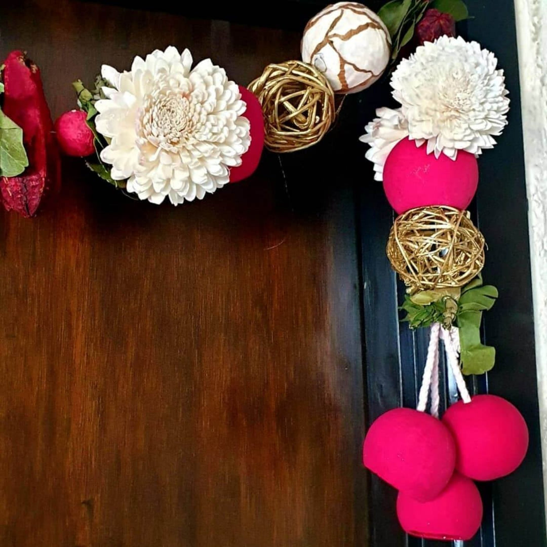 71 In | Handmade White & Red Vaastu Shola Flower Toran