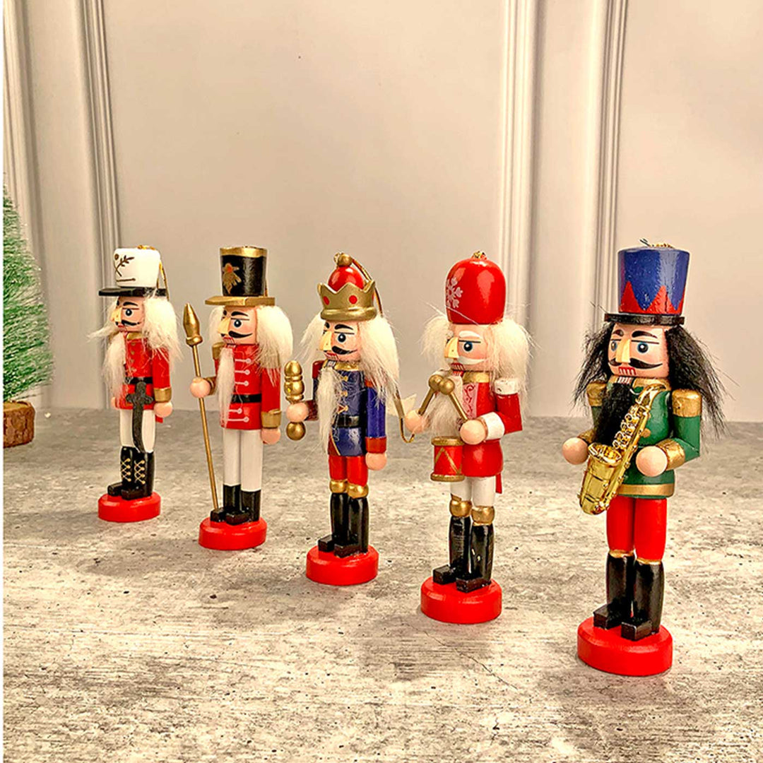 Royal Themed Nutcrackers Wooden Decor For Christmas Table Decoration | Set Of 5