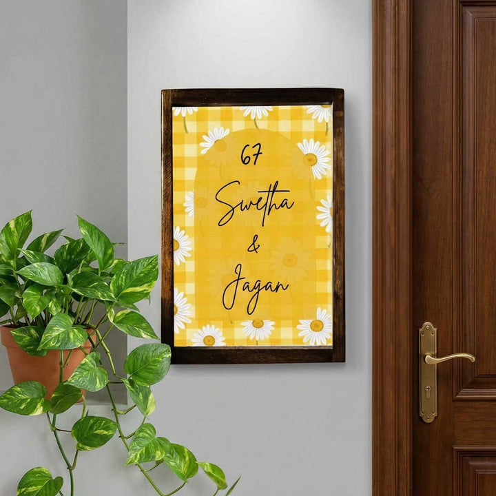Daisy Floral Vintage Personalized Resin Wooden Frame Name Plate