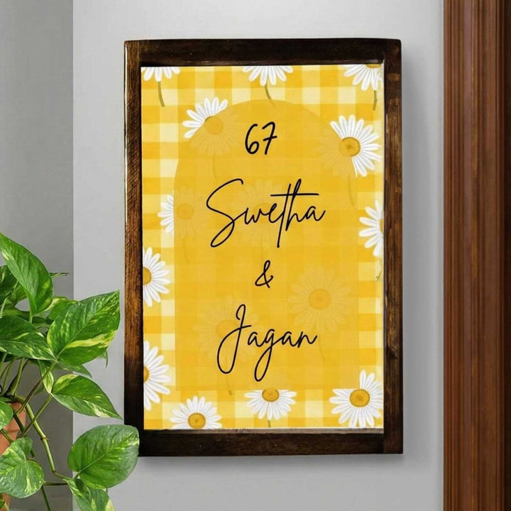 Daisy Floral Vintage Personalized Resin Wooden Frame Name Plate
