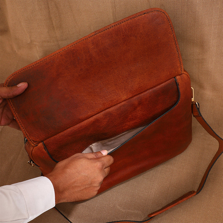 Personalized Brown Robert Leather Laptop Bag