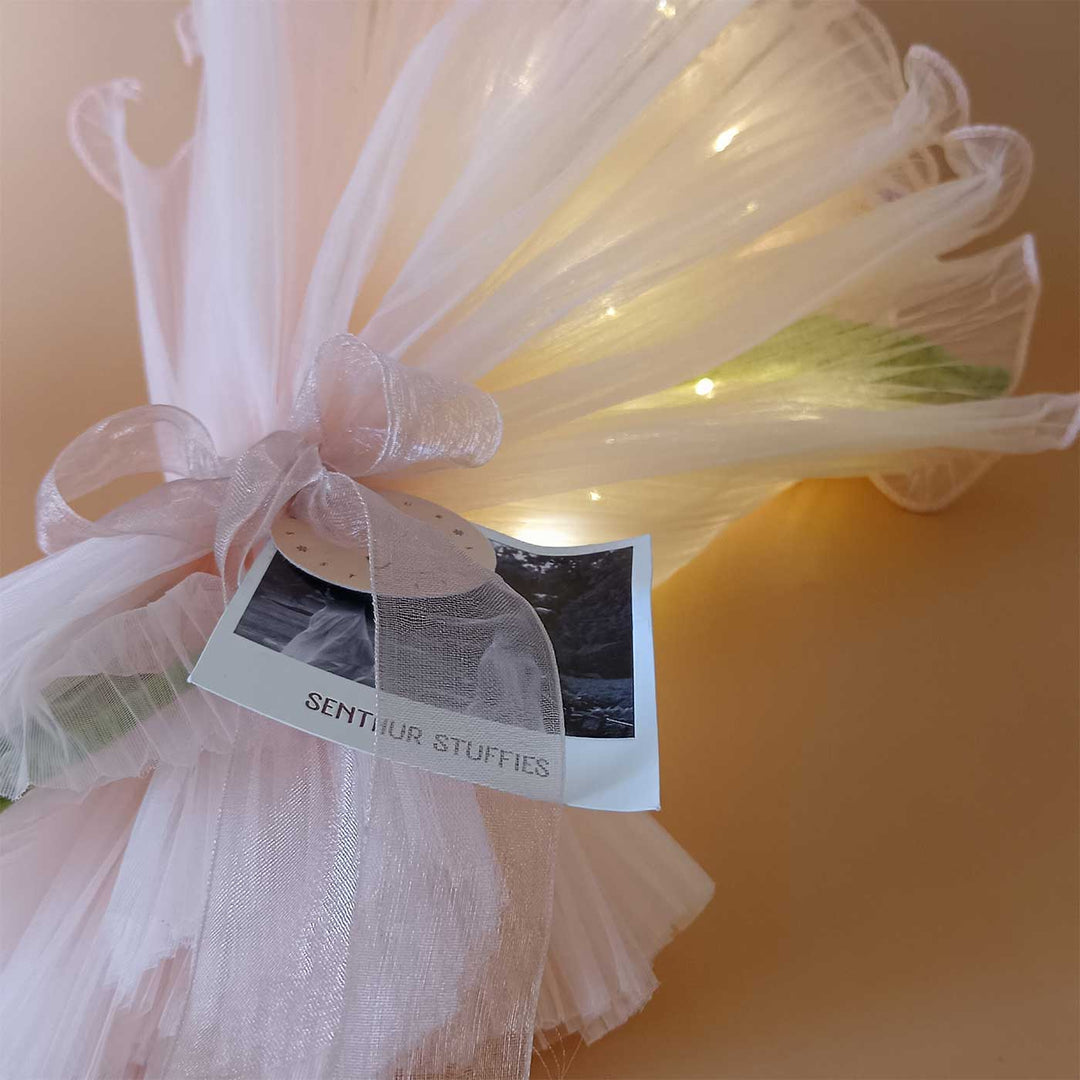 Handmade Crochet African Daisy Flower Bouquet With Lights | Includes Photo & Greeting Card