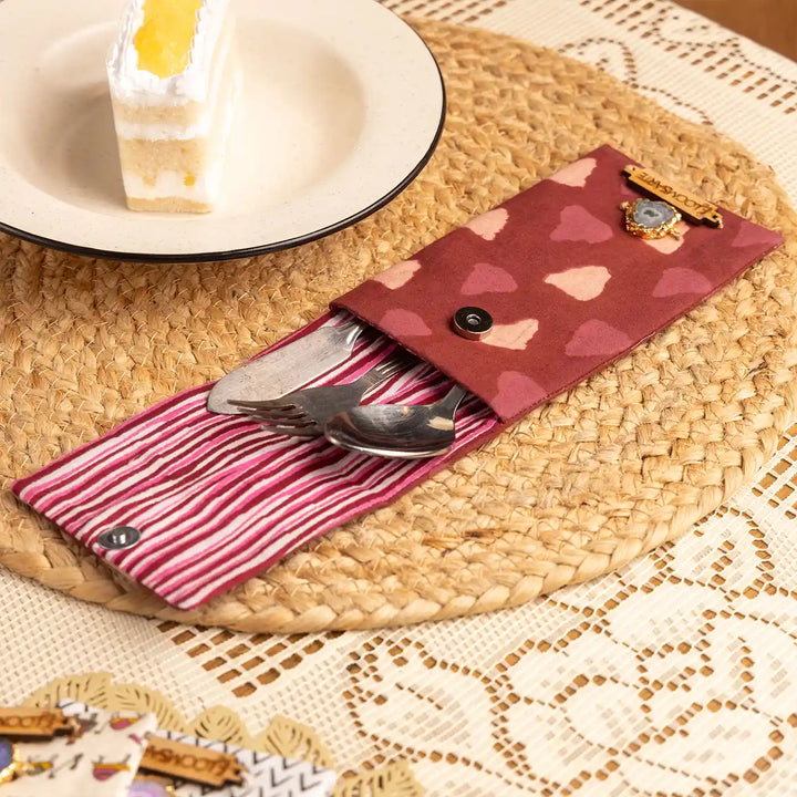 Red Bagru Multipurpose Cotton Ecofriendly Pen Holder With Agate Accent | 8 x 3.5 inch