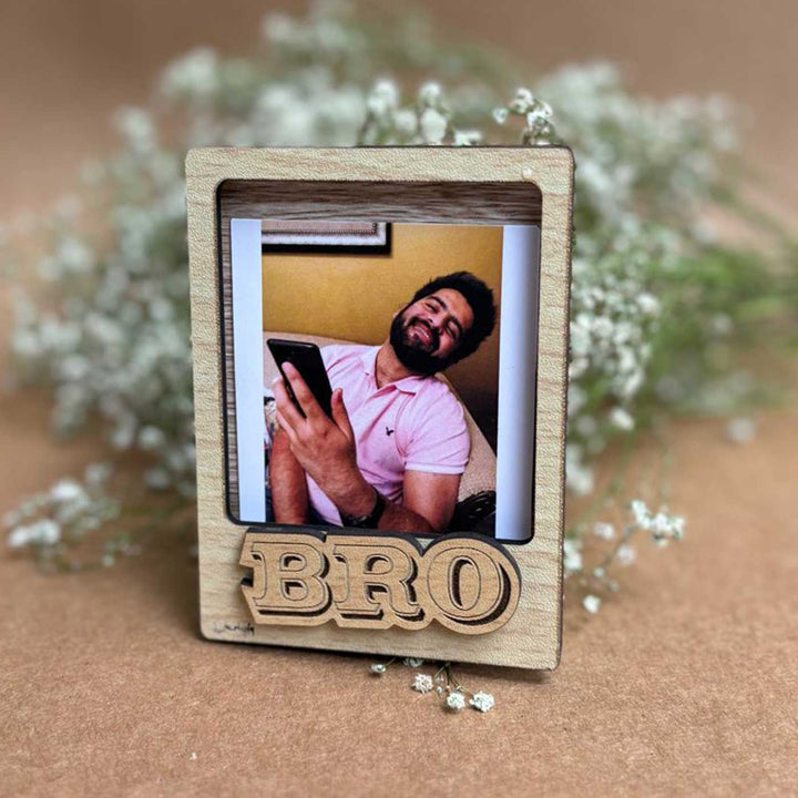 Photo Personalized Cute Rakhi Hamper For Brother Includes 1 Rakhi 1 Keychain And 1 Fridge Magnet - Photo Frame Front View