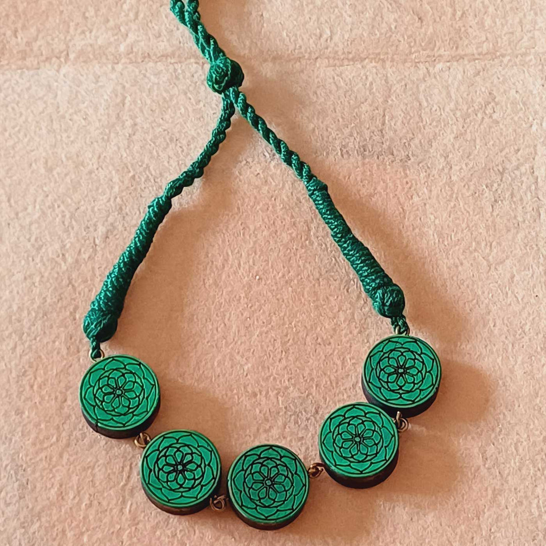 Handmade Green Round Flower Wooden Necklace