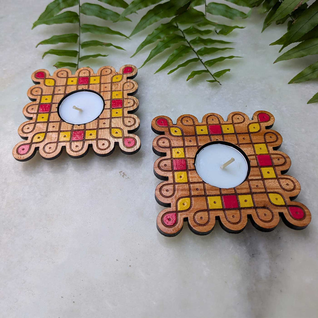 4 pc | Looped Square Hand-Painted Engraved Mahogany Wood Kolam Tealight Holders