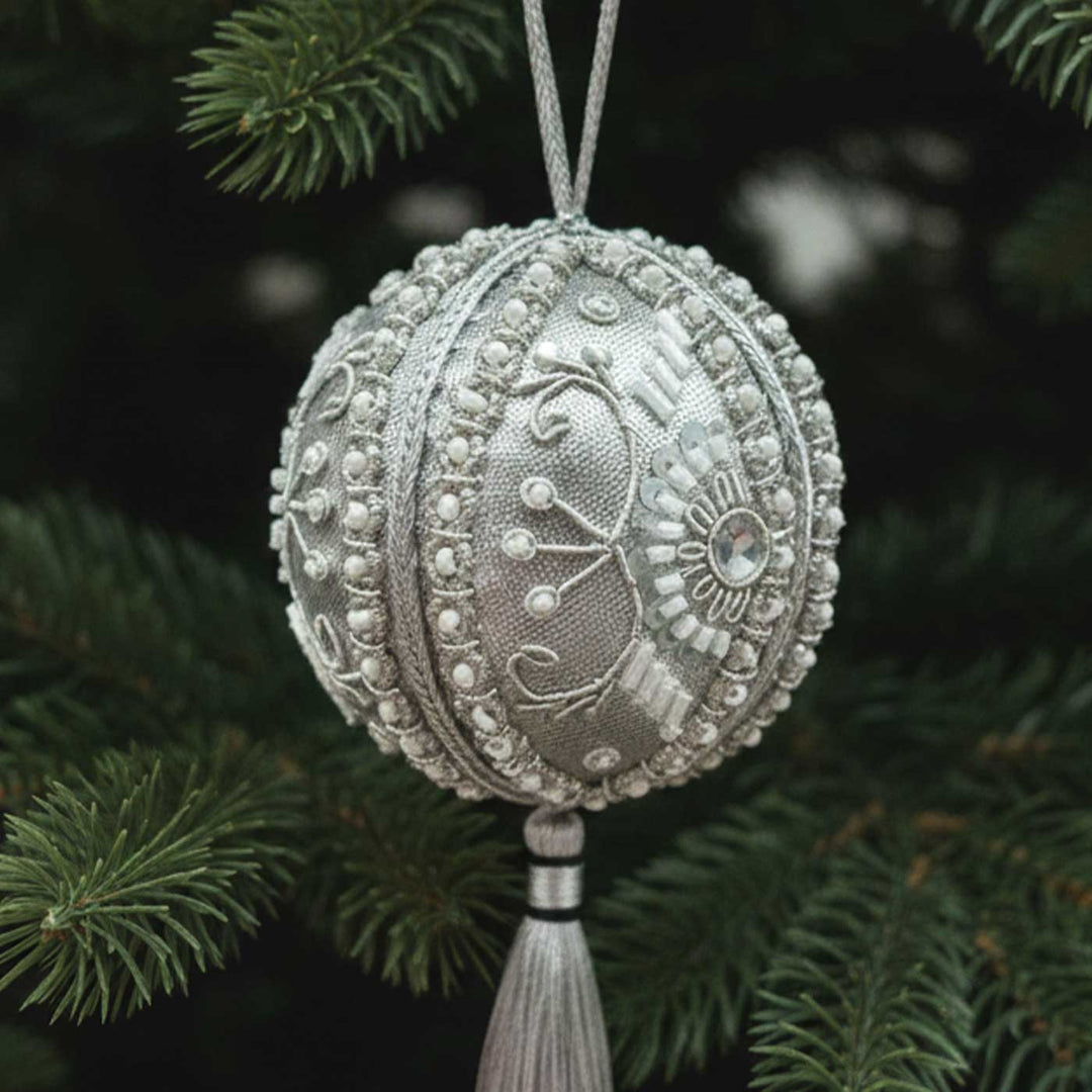 Silver Balls Premium Cotton Zardozi Ornament