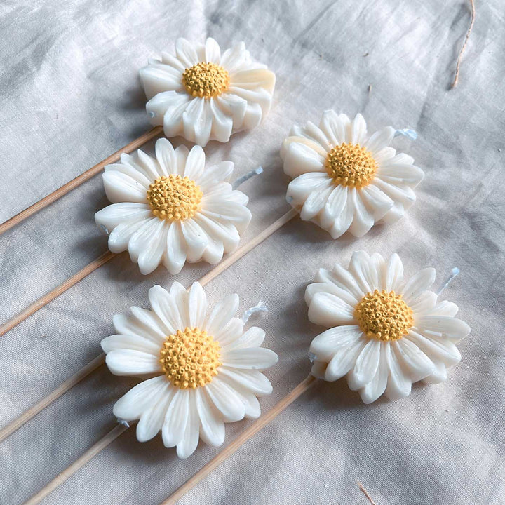Handmade Daisy Flowers Candle Bouquet | Set of 5
