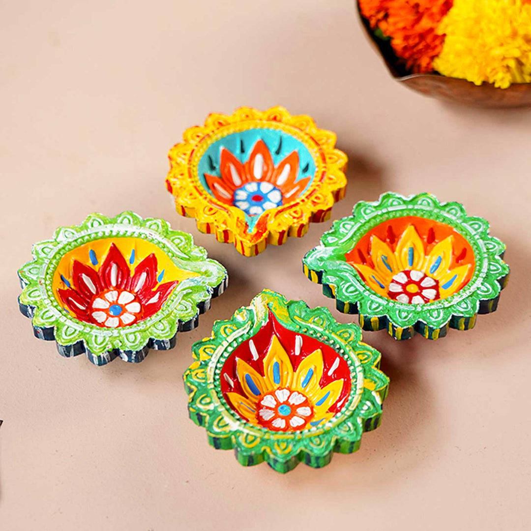 Set of 24 | Handmade Pattern Clay Oil Lamp / Diya