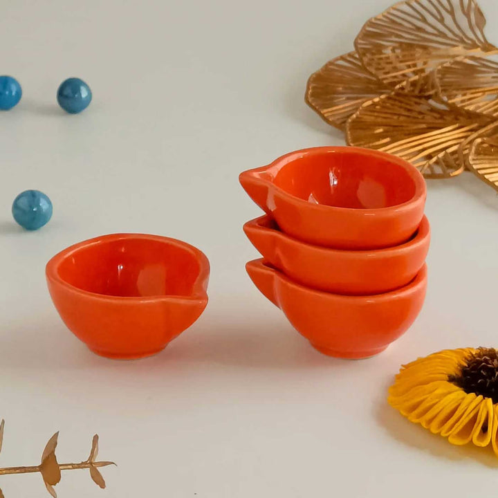 Set of 4 | Handmade Classic Design Ceramic Oil Lamp / Diya