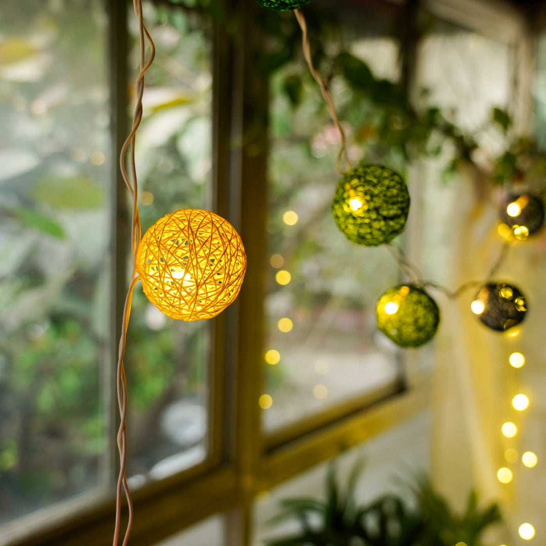 3m, 20 Bulbs | Handcrafted Yarn Spherical LED Fairy Light Hangings - Multicolour
