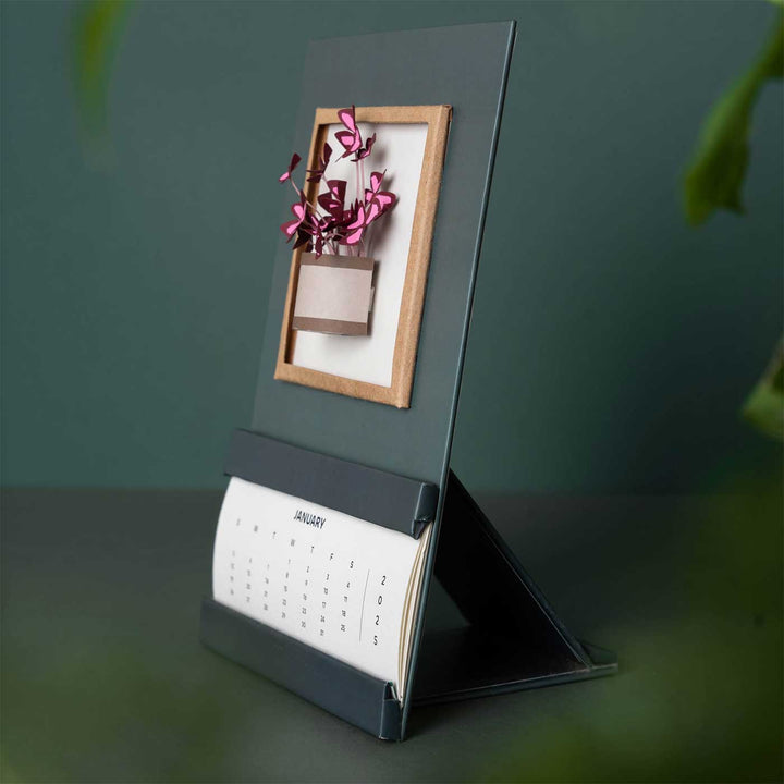 Handmade 3D Oxalis Plant 2026 Desk Calendar