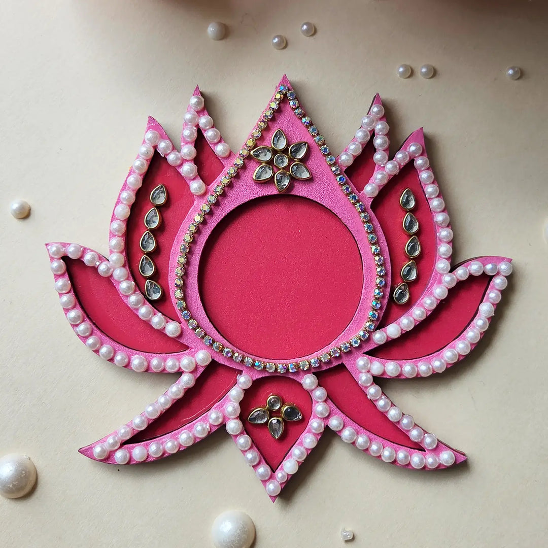Hand-Painted Beaded Lotus MDF Wood Tealight Holder
