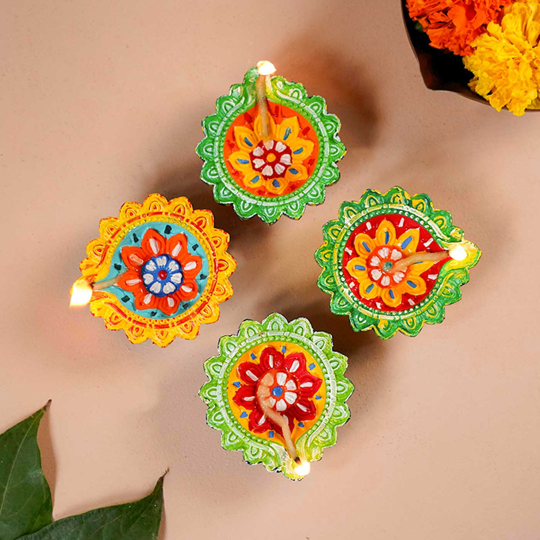 Set of 24 | Handmade Pattern Clay Oil Lamp / Diya