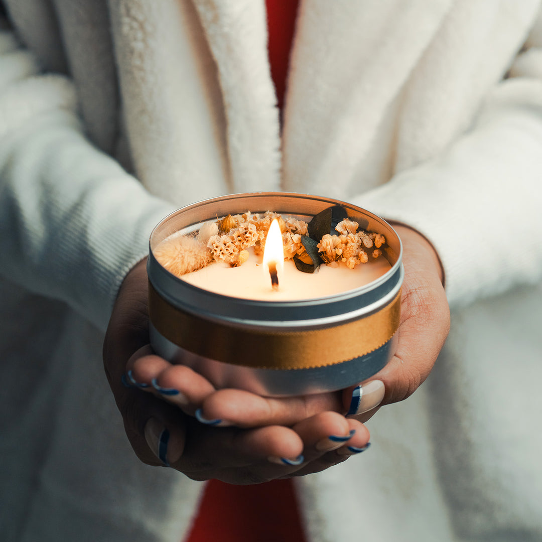 Handmade Tin Candle With Dry Flowers