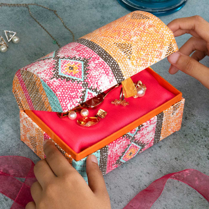 Handmade Kaleen Sandook Paper Gift Box