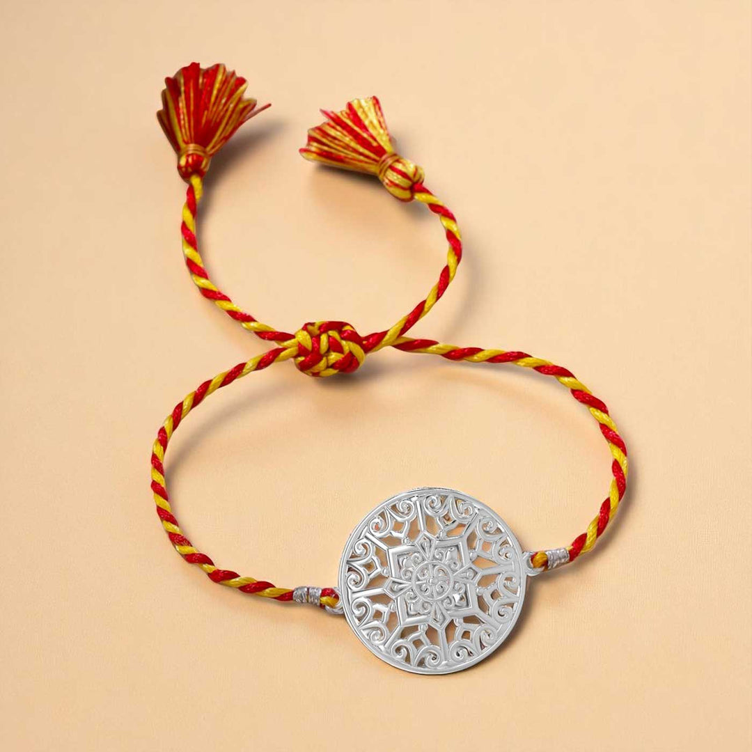 Handmade Odisha Filigree Design Silver Rakhi For Brother - Adjustable Closure Detail