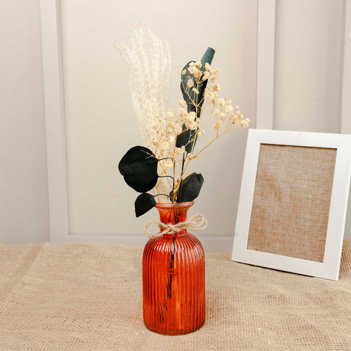 Amber Haven Porcelain Vase With Dried Flower Bunch