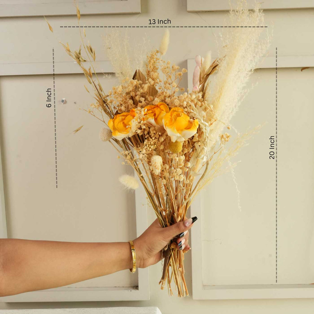 Matcha Muse Sculpted Porcelain Vase With Dried Flower Bunch