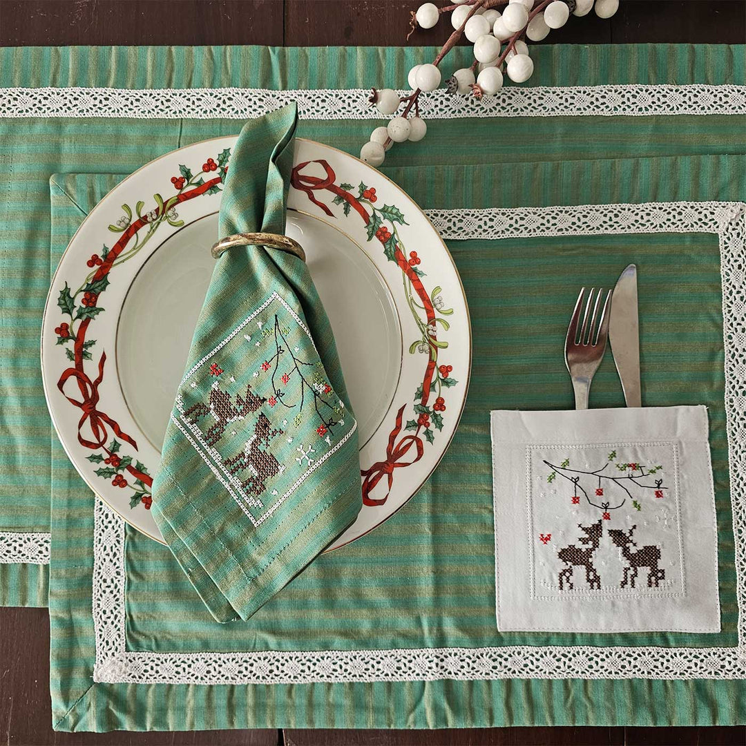 4 Pc | Handmade Lace Embroidered Reindeer Tales Green Table Mat