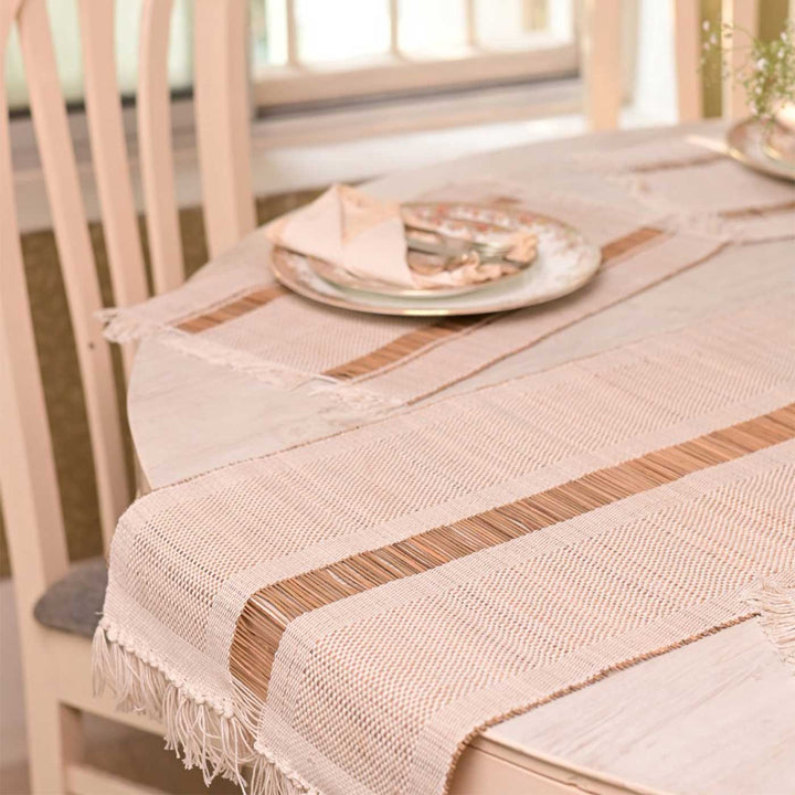 Hand Woven Single Striped Madhurkati White Table Runner & Table Mat