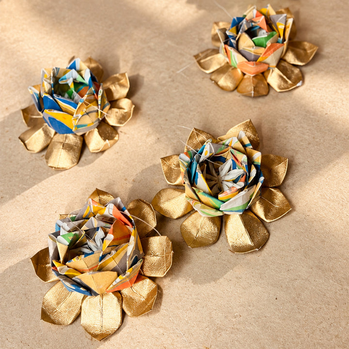 2 Pc | Hand-Marbled Origami Lotus Hanging In Tree-Free Paper - Multicolour & Gold
