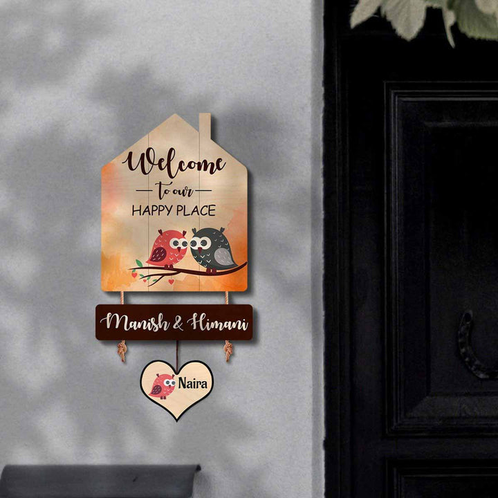 Printed Wooden House Shaped Owl Nameplate For Family With 2 Children - Personalized Welcome Sign Hanging