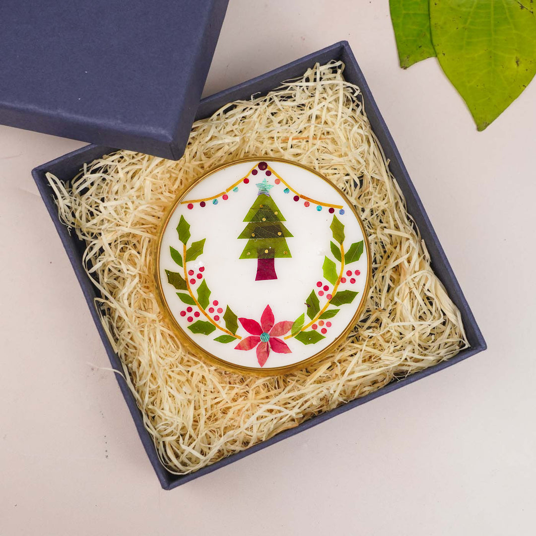 4 Inch | Handmade Pressed Flower Xmas Tree & Holly Theme Brass Christmas Candle | Packed in a Gift Box