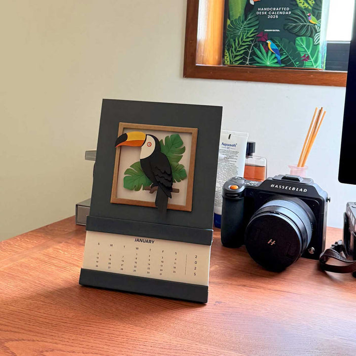 Handmade 3D Toucan Bird 2026 Desk Calendar