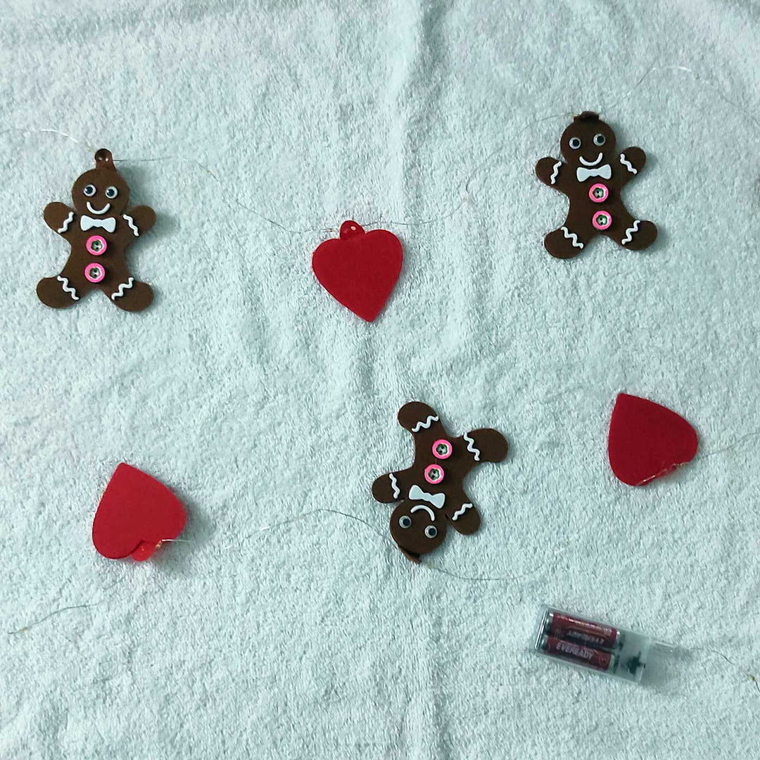 3m, 30 Bulbs | Handmade Cookie Man LED Fairy Lights With Felt Embellishments For Christmas Decoration