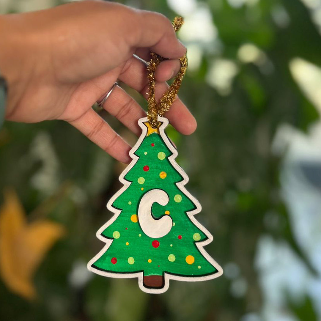 Personalized Hand-Painted Xmas Tree Wooden Ornament For Tree Decoration