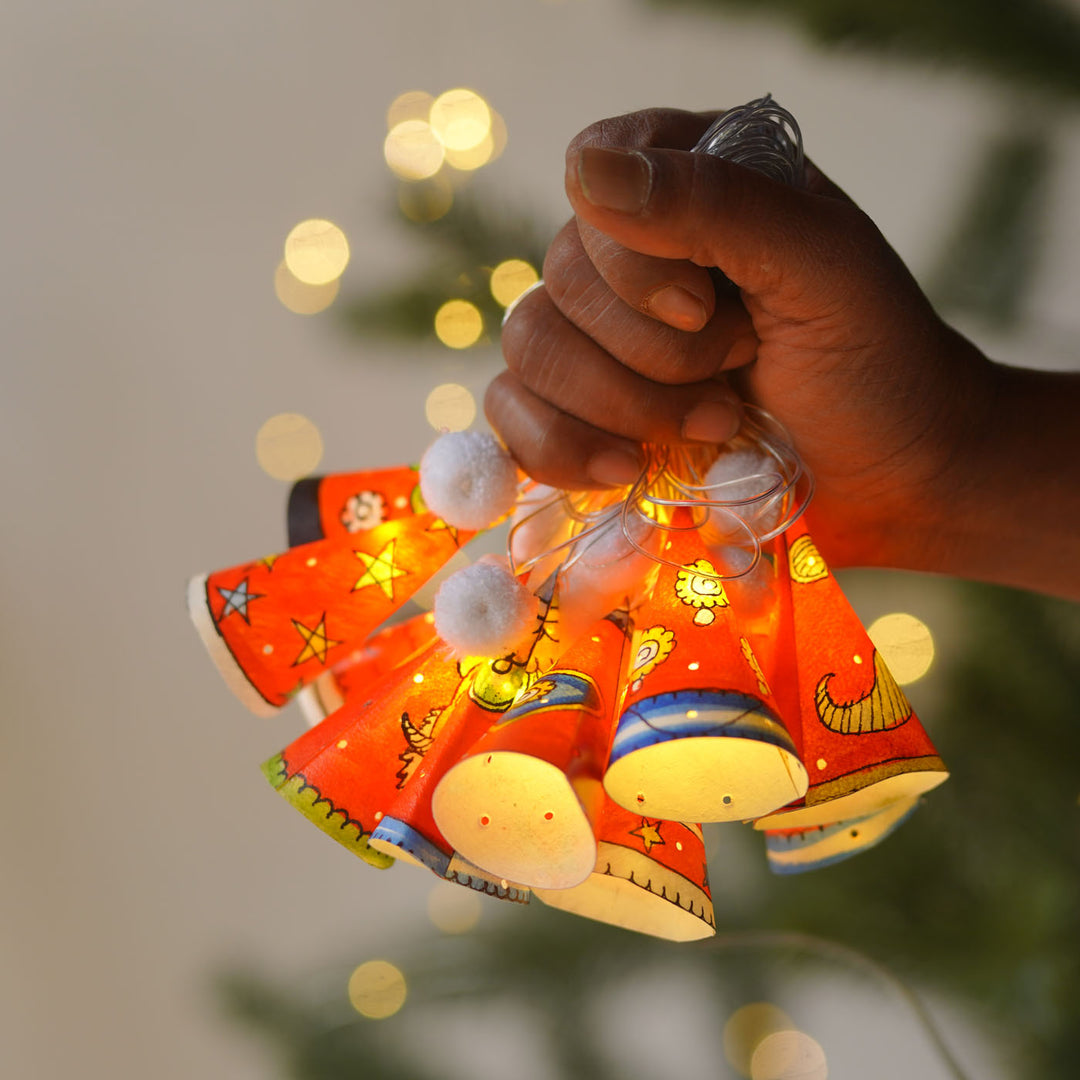 4m, 14 Bulbs | Hand Painted Christmas Theme Tholu Bommalata LED Fairy Light