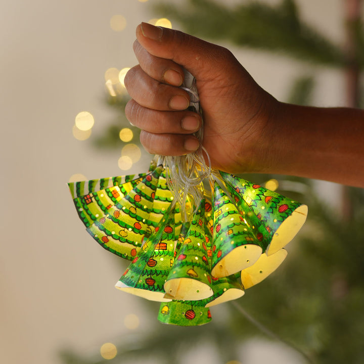4m, 14 Bulbs | Hand Painted Christmas Tree Theme Tholu Bommalata LED Fairy Light