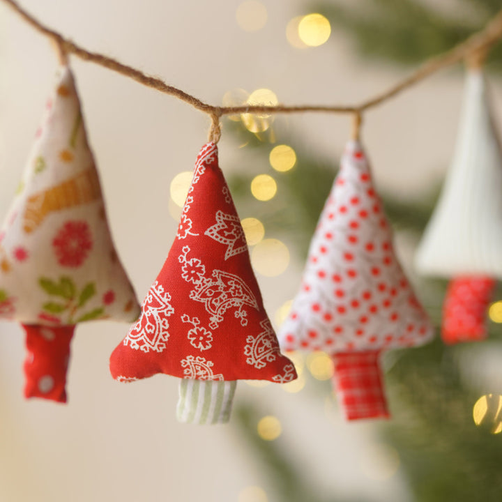 42 Inch | Handmade Xmas Tree Theme Garland/ Bunting For Wall Decoration