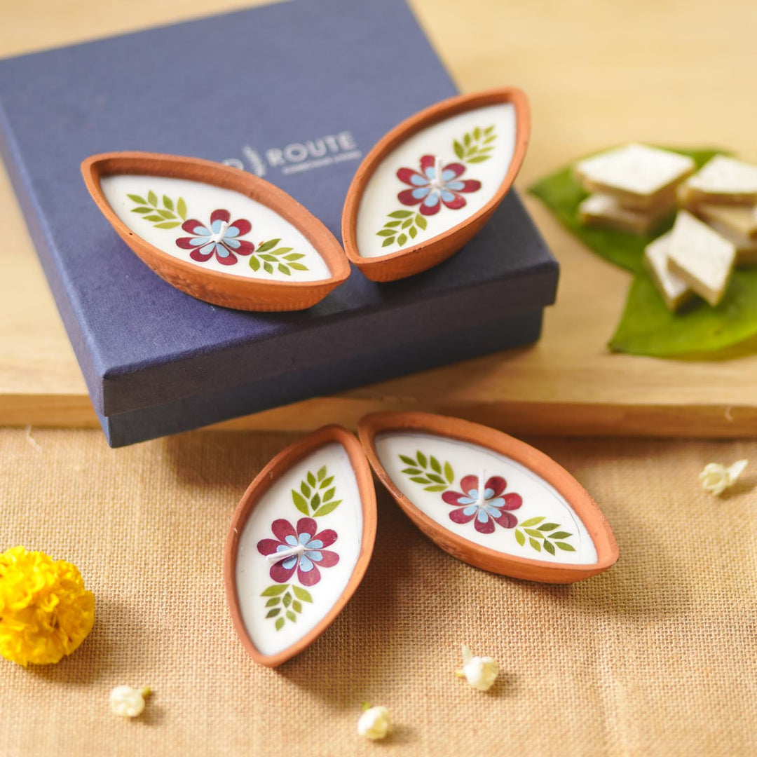 Handmade Pressed Flower Boat Shaped Terracotta Diyas