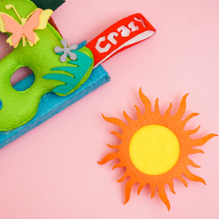 Peppa Pig Name Plate For Kids - Close-up of Attached Toy Detail