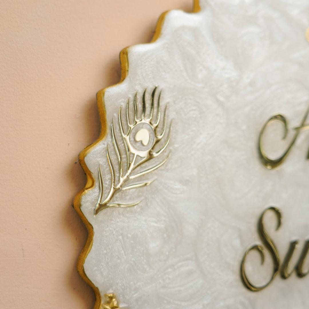 Personalized White And Gold Resin Name Plate For Family - Edge Close-up Showing Detail