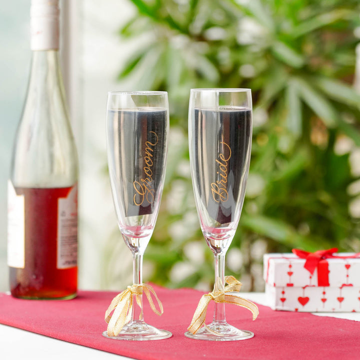 Personalized Champagne Flutes With Bow For Couples | Set of 2