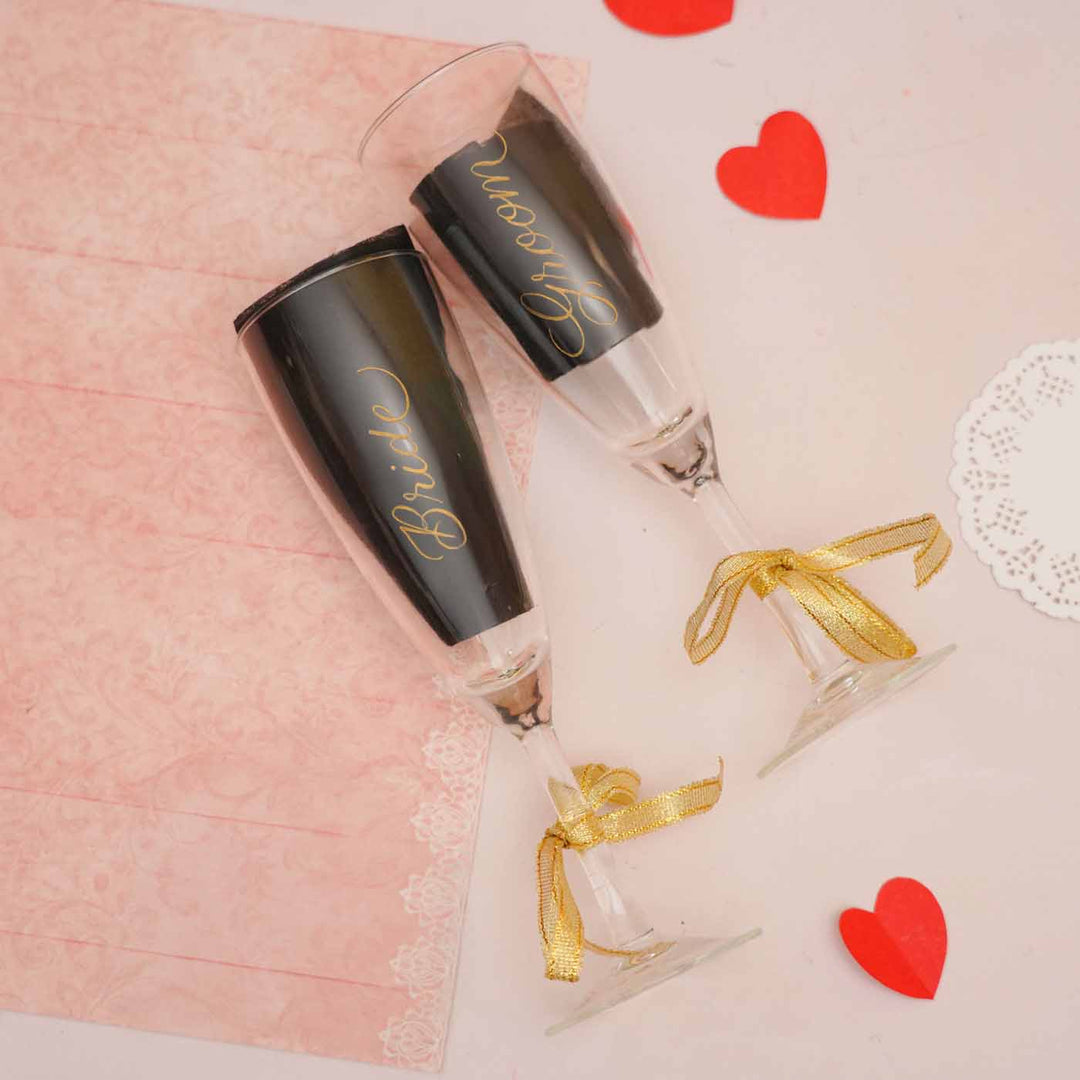 Personalized Champagne Flutes With Bow For Couples | Set of 2