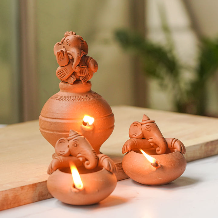 Handmade Ganesh Design Terracotta Oil Lamp / Diya | Includes 1 Magic Diya And 2 Diyas