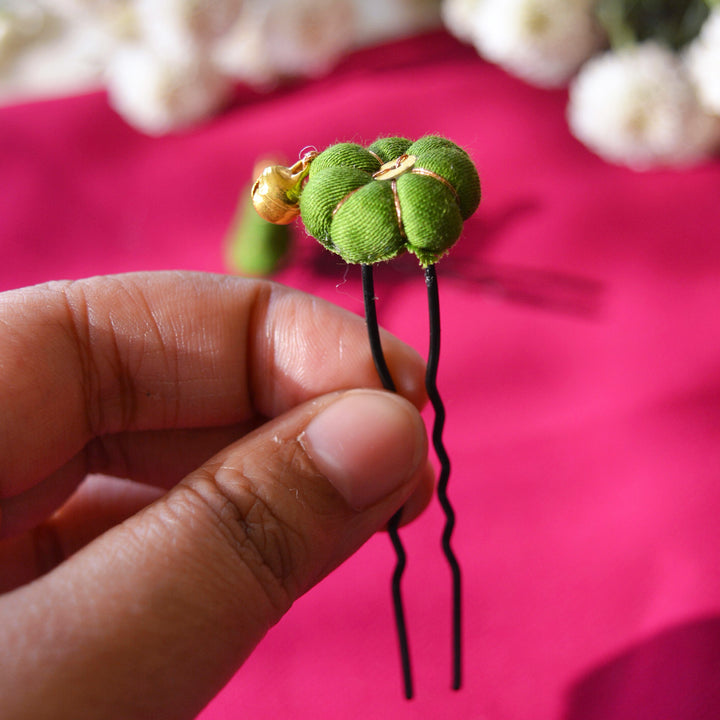 Multicolor Silk Coton Patakha Hairpin