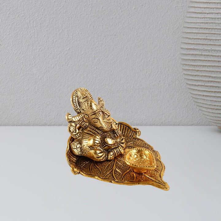 Handmade Lord Ganesh Metal Oil Lamp / Diya
