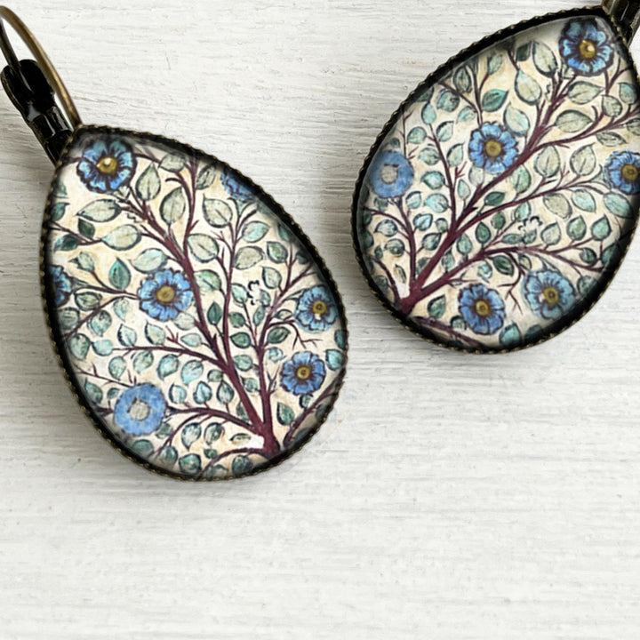 Tipu Sultan’s Palace Branch Motif Wall Art Metal Earrings