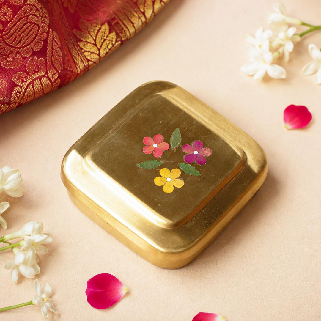 Set of 4 | Handmade Soy Wax & Pressed Flower Diyas/Candles With Elegant Brass Box For Festive Celebrations