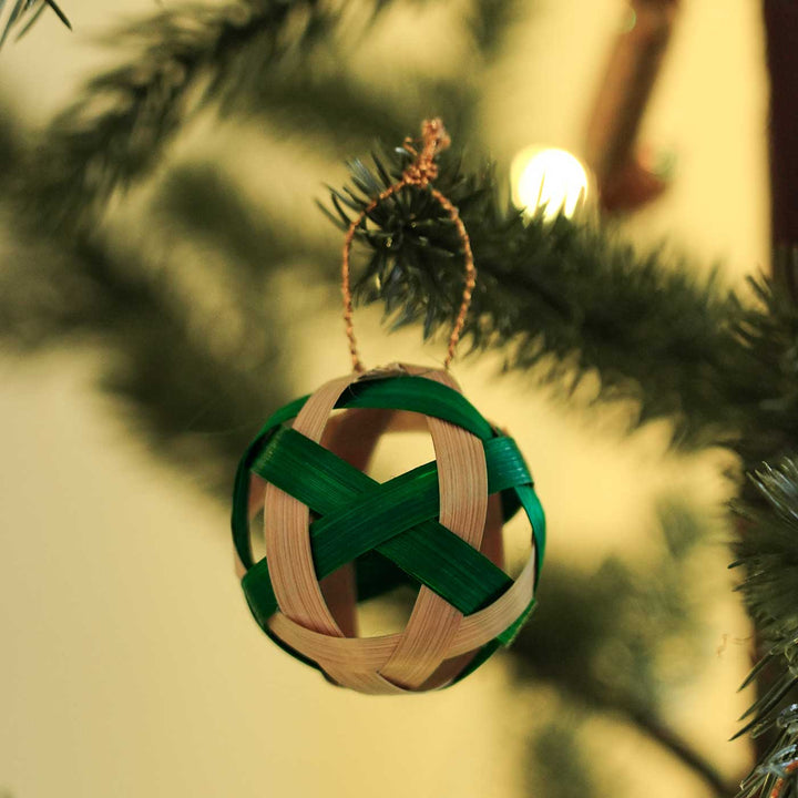 Handmade Red & Green Bamboo Ornaments For Christmas Tree Decoration | Set Of 10