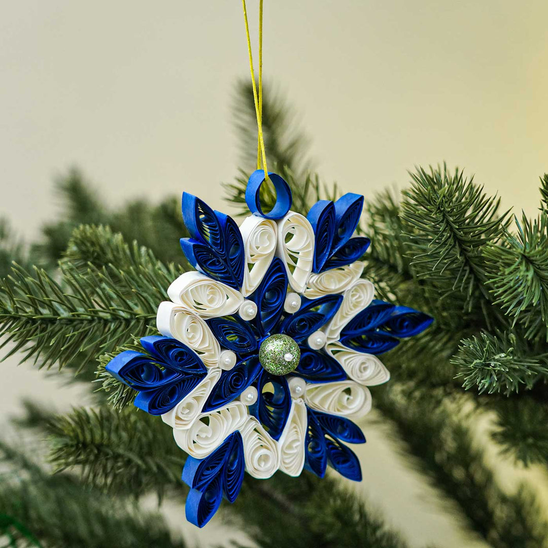 Handmade Snowflakes Paper Quilling Ornament For Christmas Tree Decoration
